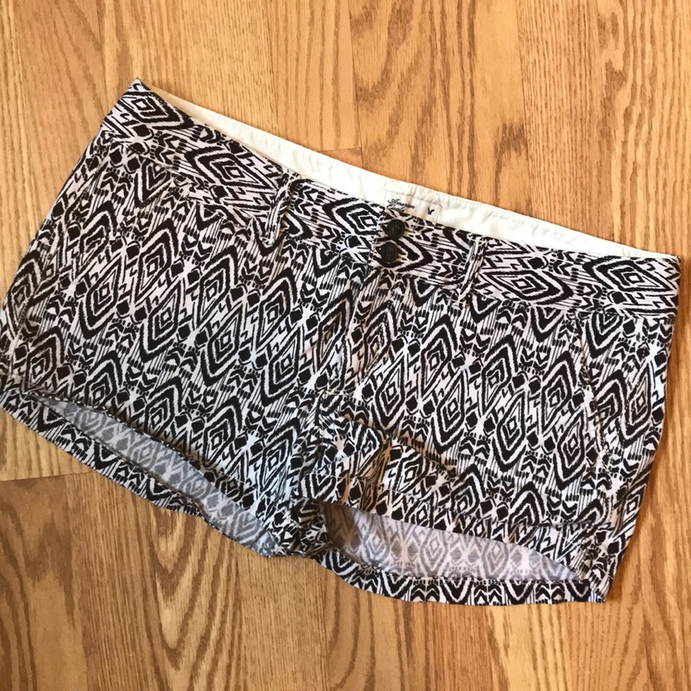 Printed AEO Shorts!